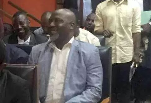 Dino-Melaye-Outwits-SARS-Officials-tsb.com.ng