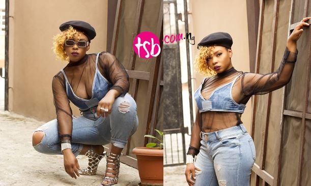 Yemi Alade Porno - Yemi Alade aka Mama Africa Flashes Belly In Clear Outfit | tsbnews.com