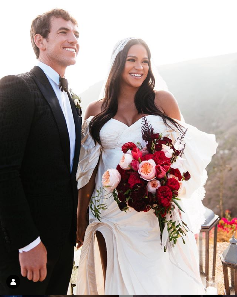 Singer Cassie And Her Husband Alex Fine Share More Photos From Their Wedding 