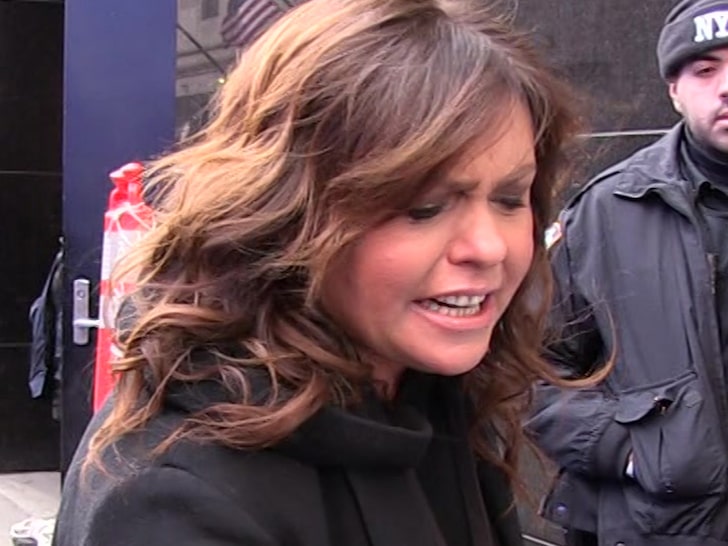 Celebrity Chef Rachael Ray And Family Escape Massive House Fire