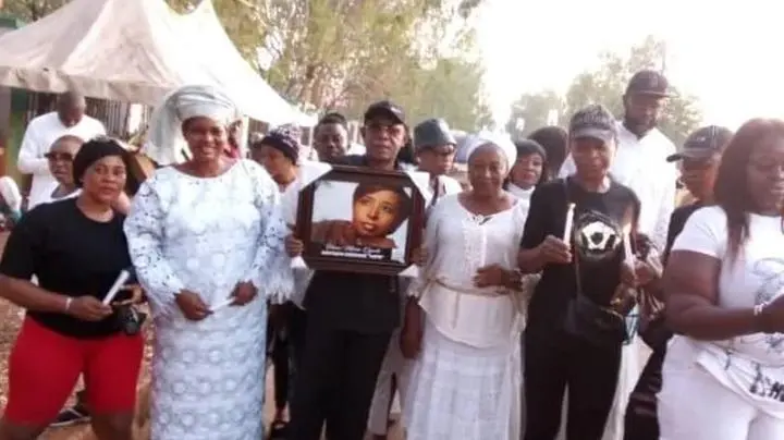Patience Ozokwo, Nkem Owoh lead candle night procession for Peace Anyiam-Osigwe