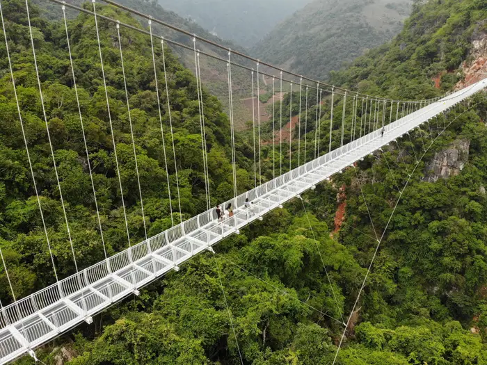 See the world’s longest glass bridge which ‘sways a little’