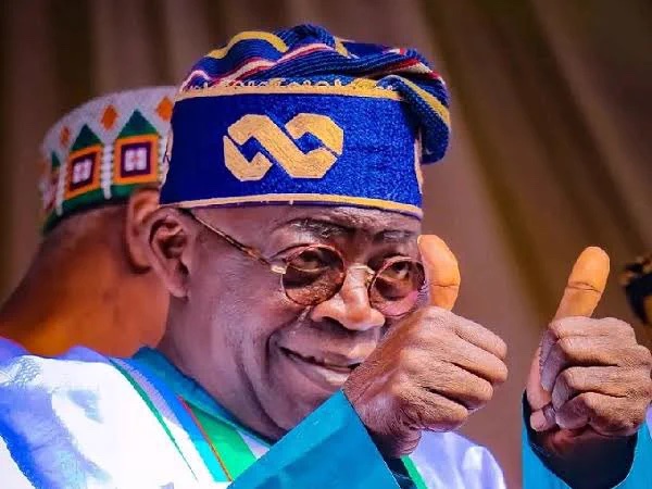 Nigerian government increases workers’ salaries by at least 25%