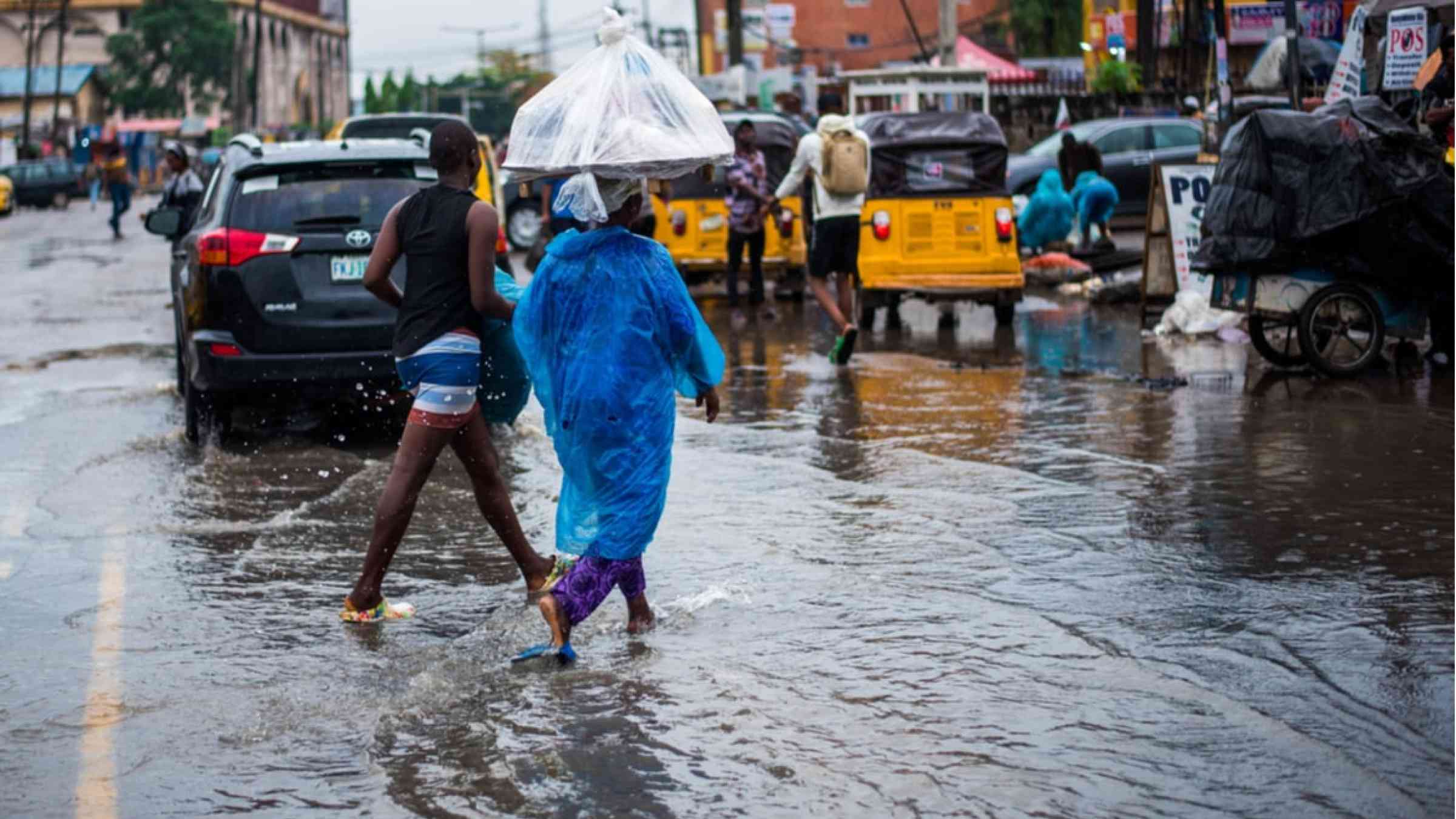 6 places you shouldn’t seek shelter when it’s raining